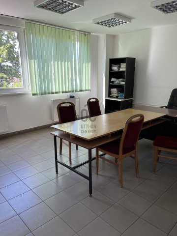 Eladó ipari ingatlan, Bátonyterenyén 400 M Ft