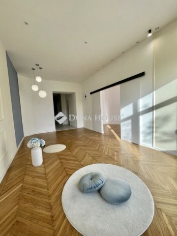 Eladó téglalakás, Budapesten, XIV. kerületben 84.9 M Ft