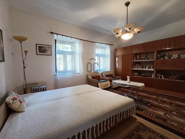 Eladó családi ház, Csécsén 10.8 M Ft, 2 szobás