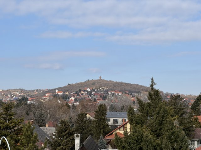 Eladó téglalakás, Alsóörsön 155.9 M Ft, 3 szobás