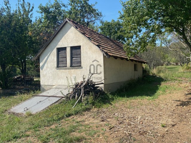 Eladó mezogazdasagi ingatlan, Balatonszőlősön 85 M Ft