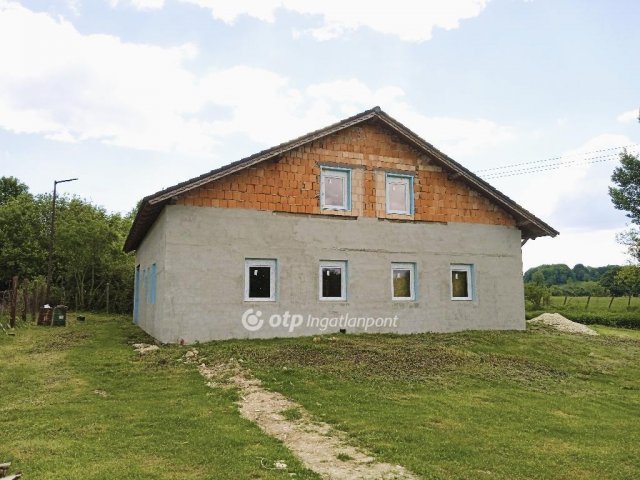 Eladó családi ház, Csehbányán 91 M Ft, 4 szobás