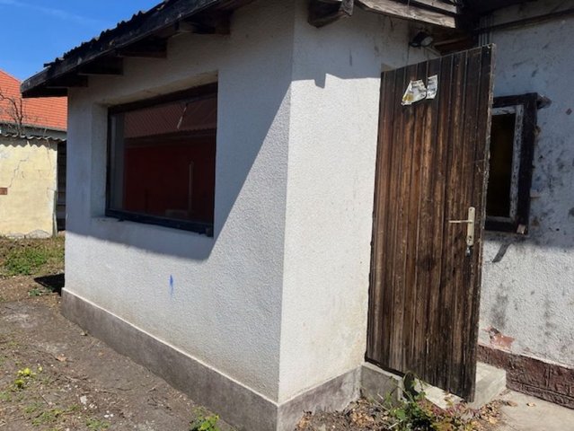 Eladó családi ház, Dunaharasztin 39.9 M Ft, 3 szobás
