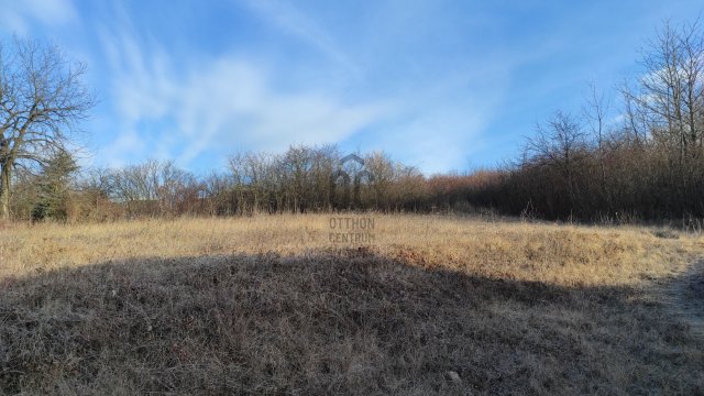 Eladó telek, Egerben 15 M Ft / költözzbe.hu