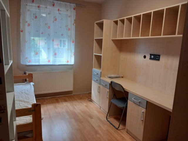 Kiadó téglalakás, albérlet, Nyíregyházán 140 E Ft / hó