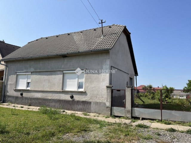 Eladó családi ház, Dunaszentgyörgyön 22.9 M Ft, 2 szobás
