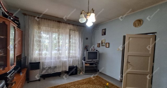 Eladó családi ház, Szászváron 18.7 M Ft, 3 szobás