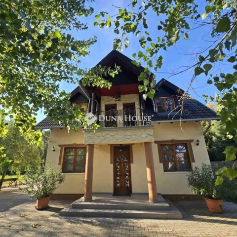 Eladó családi ház, Kecskeméten 89.9 M Ft, 4 szobás