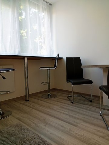 Kiadó téglalakás, albérlet, Szegeden 220 E Ft / hó, 2 szobás