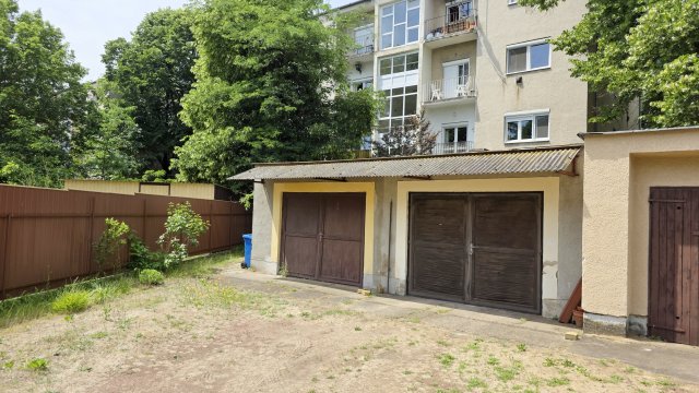 Eladó téglalakás, Debrecenben, Komlóssy úton 76.5 M Ft