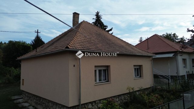 Eladó családi ház, Lábatlanon 45 M Ft, 3 szobás