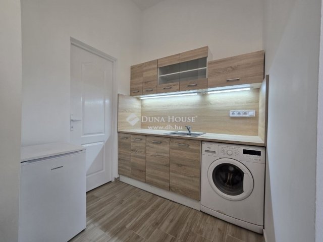 Eladó téglalakás, Budapesten, XIX. kerületben 41.25 M Ft