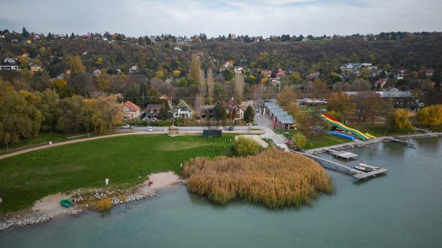 Eladó családi ház, Balatonfűzfőn 286.499 M Ft, 4 szobás