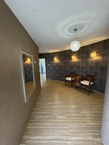 Eladó iroda, Pécsett 130 M Ft, 4 szobás / költözzbe.hu
