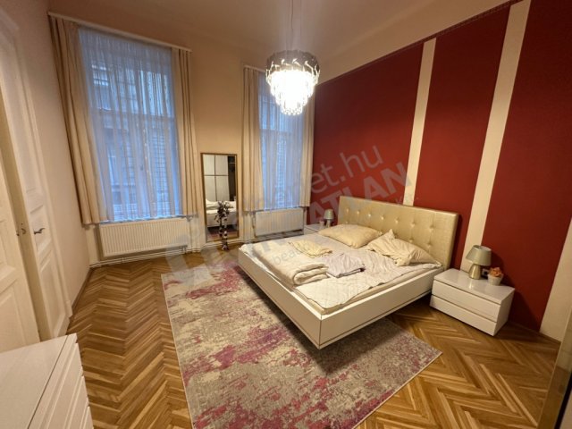 Kiadó téglalakás, albérlet, Budapesten, VII. kerületben