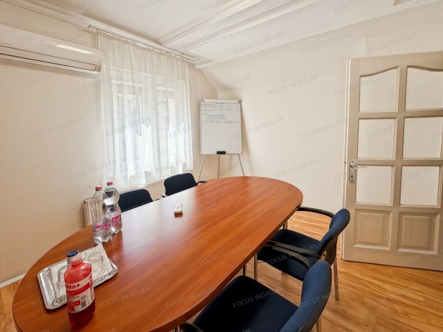 Kiadó iroda, Kecskeméten 230 E Ft / hó, 3 szobás