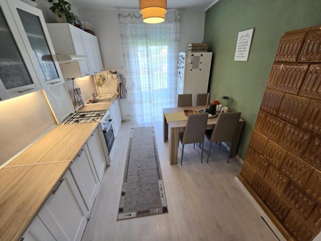 Eladó családi ház, Sárosdon 33.9 M Ft, 3 szobás