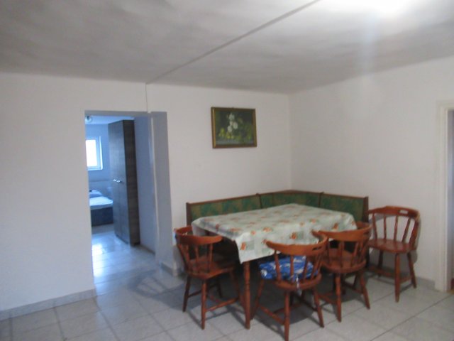 Kiadó családi ház, albérlet, Tiszaújvárosban 600 E Ft / hó
