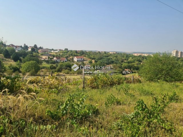Eladó telek, Pécsett 14.9 M Ft / költözzbe.hu