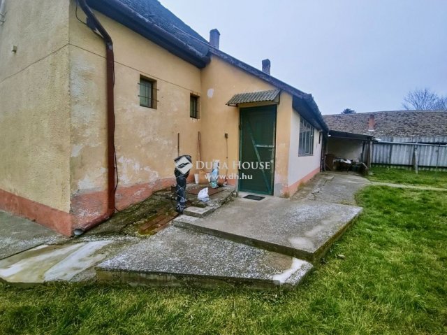 Eladó családi ház, Illocskán 10.2 M Ft, 4 szobás