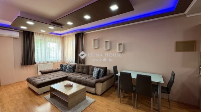 Kiadó téglalakás, albérlet, Debrecenben 250 E Ft / hó, 2 szobás