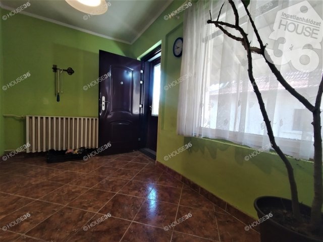 Eladó családi ház, Kecskeméten 36.9 M Ft, 4 szobás
