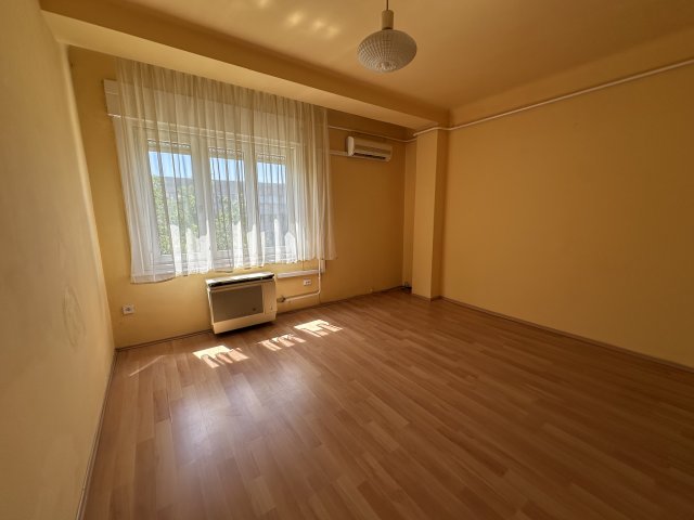 Eladó téglalakás, Budapesten, XIV. kerületben, Hungária körúton