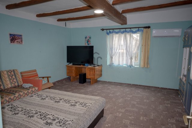 Eladó családi ház, Nádudvaron 10.5 M Ft, 3 szobás