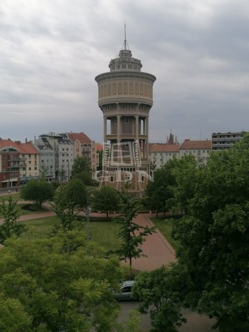 Eladó téglalakás, Szegeden 48.9 M Ft, 2 szobás