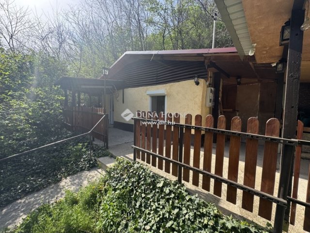Eladó családi ház, Pilismaróton 21.5 M Ft / költözzbe.hu