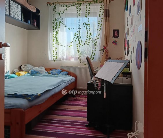 Eladó ikerház, Pécelen 94.9 M Ft, 2+3 szobás