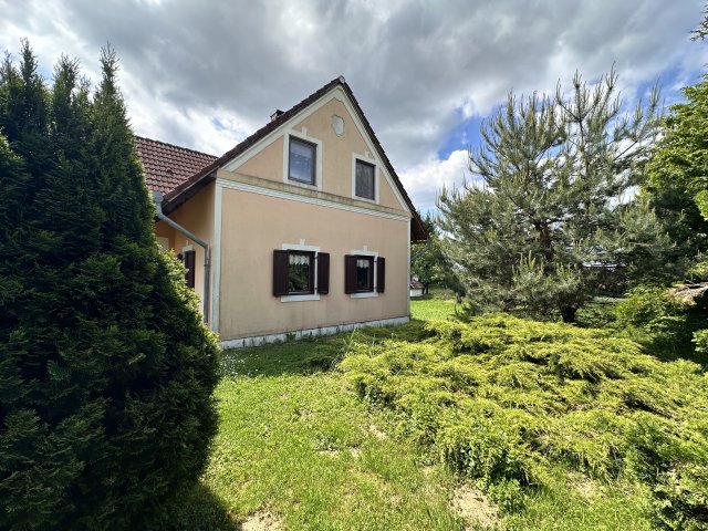 Eladó családi ház, Szalafőn 89 M Ft, 2+4 szobás