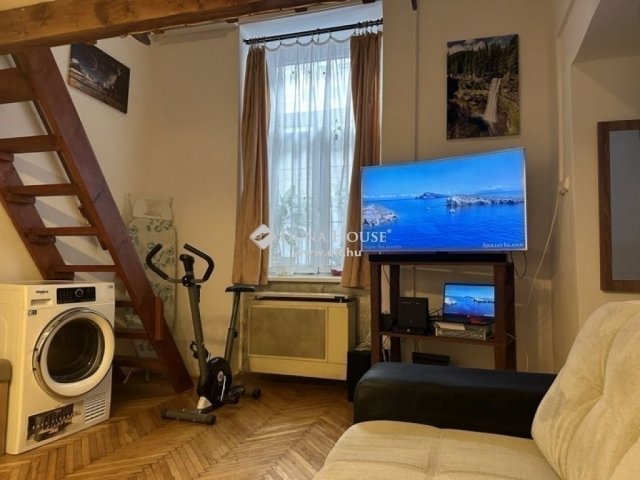 Eladó téglalakás, Budapesten, XIII. kerületben 45 M Ft, 1 szobás