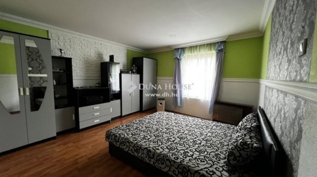 Eladó családi ház, Gödöllőn 59.9 M Ft, 3 szobás