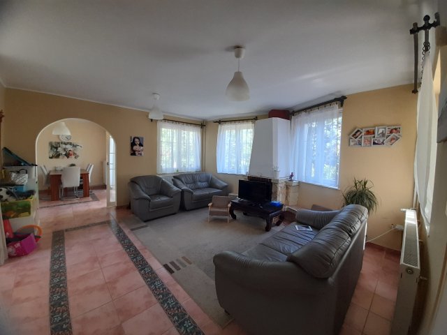 Eladó családi ház, Veresegyházon 109 M Ft, 5 szobás