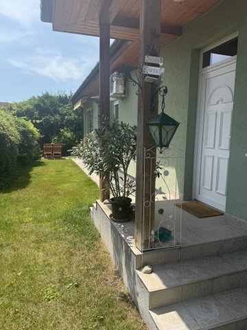 Eladó ikerház, Szigetszentmiklóson 83.999 M Ft, 4 szobás