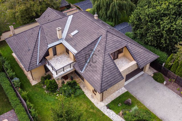 Eladó családi ház, Gödön 370 M Ft, 5 szobás