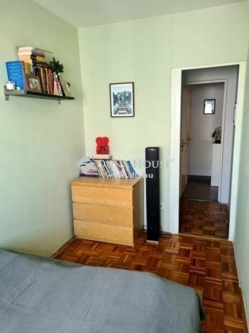 Eladó panellakás, Budapesten, XIV. kerületben 68 M Ft, 3 szobás