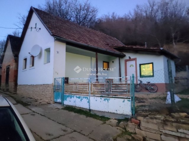 Eladó családi ház, Ófalun 13 M Ft, 1 szobás