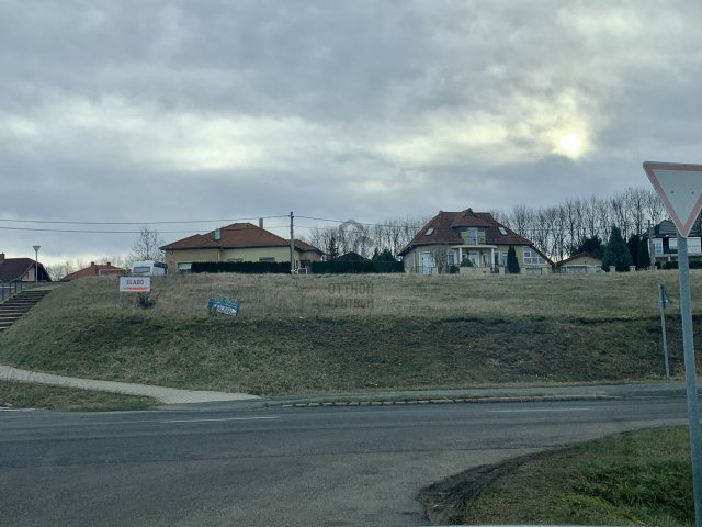 Eladó telek, Zalaegerszegen 15.9 M Ft / költözzbe.hu