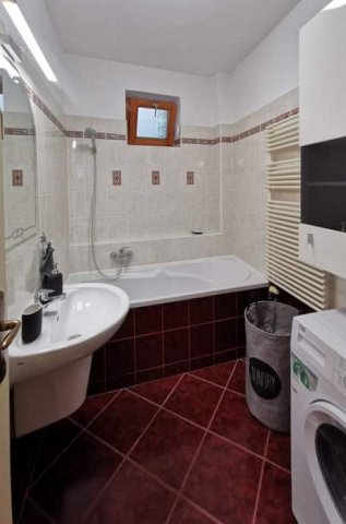 Kiadó téglalakás, albérlet, Pécsett 200 E Ft / hó, 2 szobás