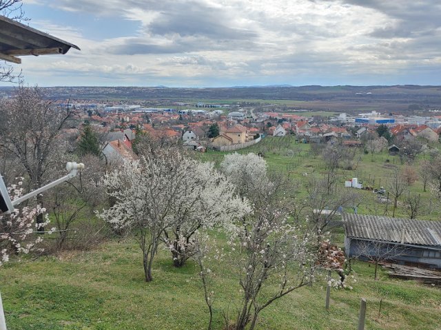 Eladó telek, Pécsett 5.9 M Ft / költözzbe.hu