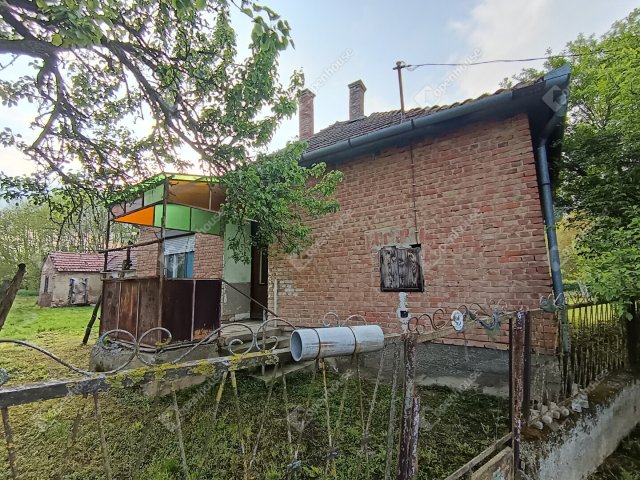 Eladó családi ház, Ötvöskónyin 8.9 M Ft, 3 szobás