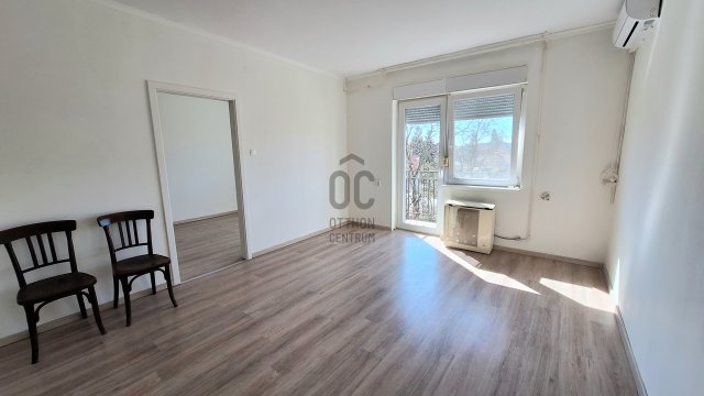 Eladó téglalakás, Dunakeszin 61 M Ft, 2 szobás