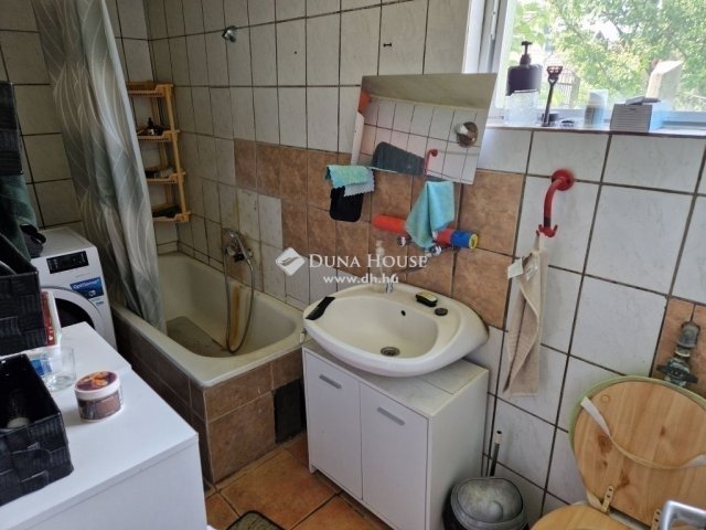 Eladó családi ház, Monoron 39.9 M Ft, 3 szobás