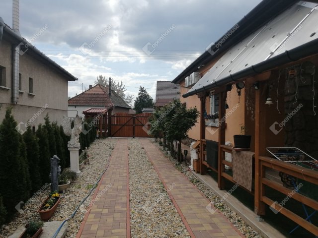 Eladó családi ház Monor, Hunyadi János utca