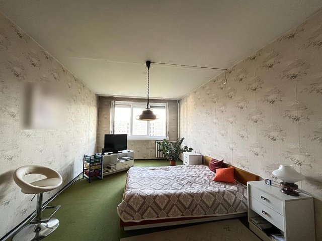 Eladó panellakás, Budapesten, III. kerületben 59.9 M Ft