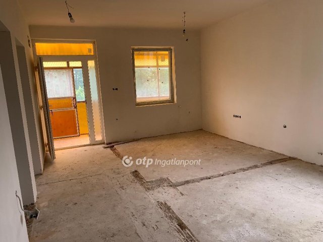 Eladó családi ház, Újfehértón 26 M Ft, 2+1 szobás