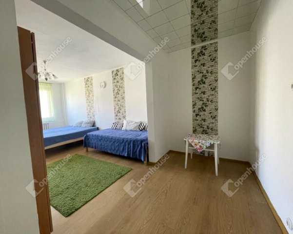 Kiadó panellakás, albérlet, Tatabányán 160 E Ft / hó, 2 szobás