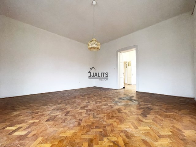 Eladó téglalakás, Budapesten, VII. kerületben 89.9 M Ft